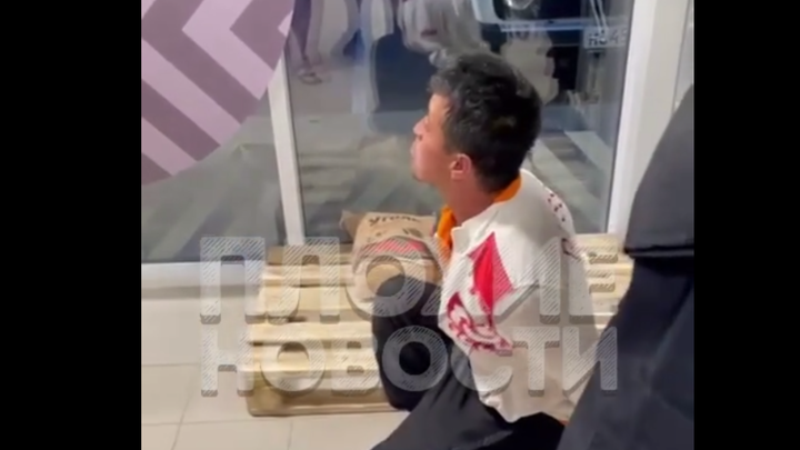 В Краснодаре родители школьницы задержали гастарбайтера-извращенца