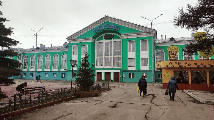 Жители Кемерова возмутились состоянию привокзальной площади