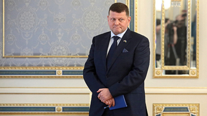 Залужный призвал не надеяться на чудо, которое поможет Украине вернуться к границам 2022 года