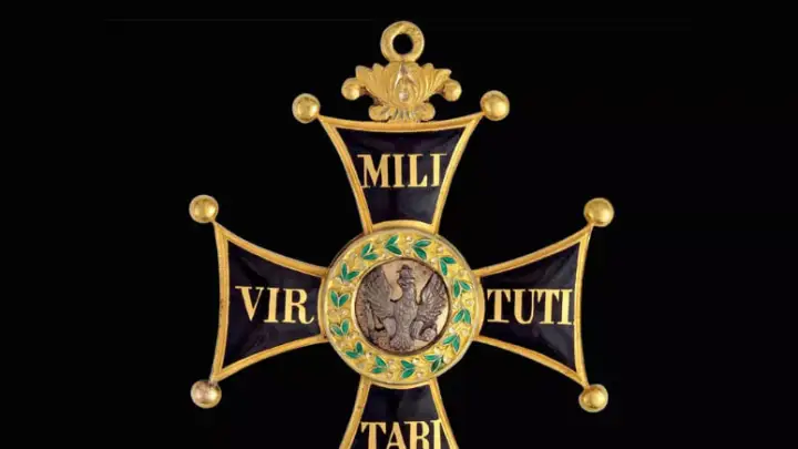 Бой за орден: Польша требует вернуть Virtuti Militari с украинского аукциона