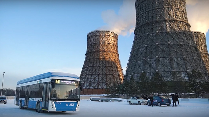 Новые троллейбусы в морозную погоду вышли на маршрут №8 в Новосибирске