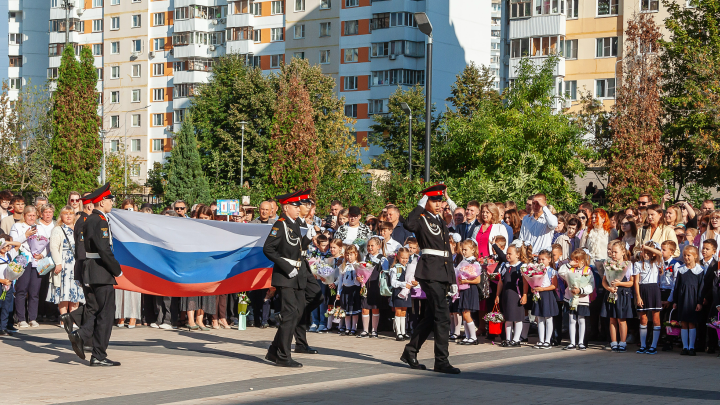 В Хабаровском крае сына участника СВО отказались принимать в первый класс