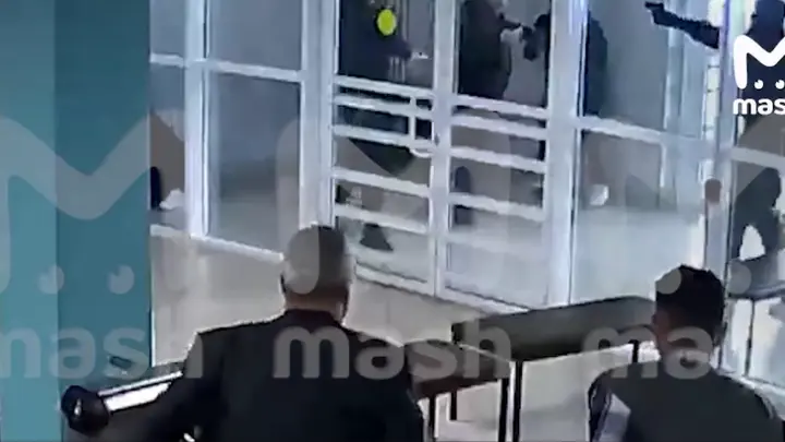 40 человек высказались о том, что парни, защитившие детей от Фируза, сидят в СИЗО