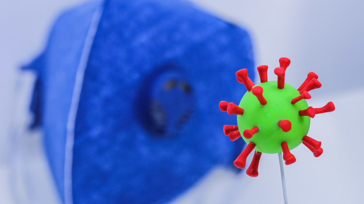 Ковид - опять надеваем маски: Есть ли реальная угроза, объяснил Альтштейн