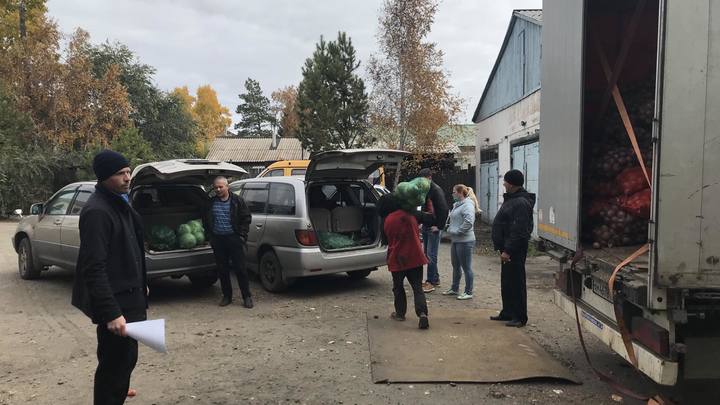 Забайкальским семьям, потерявшим урожай из-за паводков, вручают по 110 кг овощей