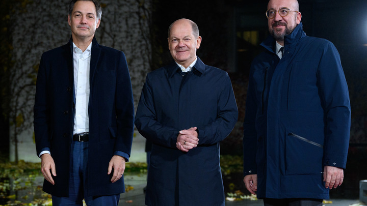 Русские придут и заберут своё: В Европе начинают жалеть о заморозке активов России