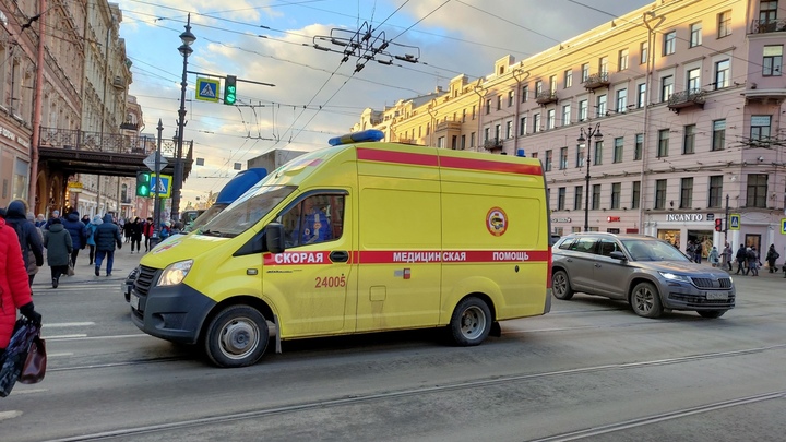 Более 6,6 тысяч пациентов в больницах. В Петербурге растут госпитализации с COVID