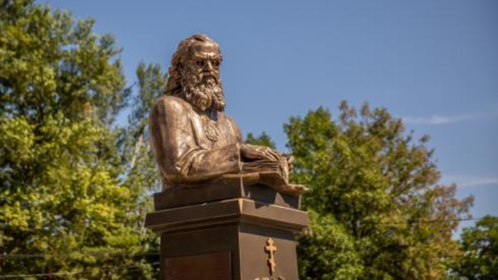 В Таганроге появился памятник святителю Луке