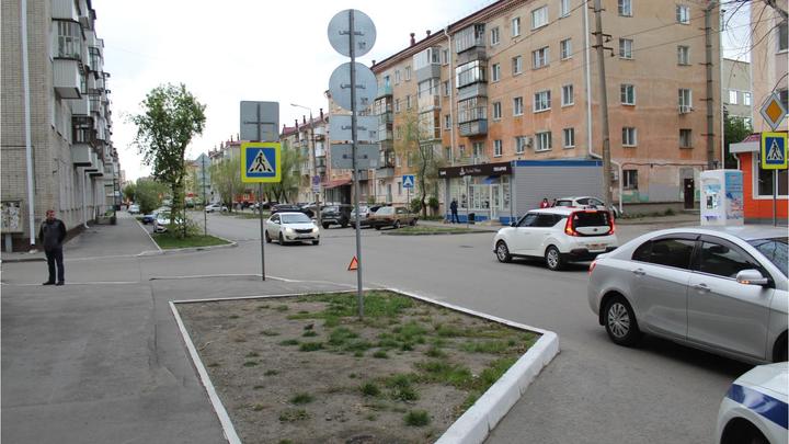 В центре Кургана 12-летний подросток попал под колеса иномарки