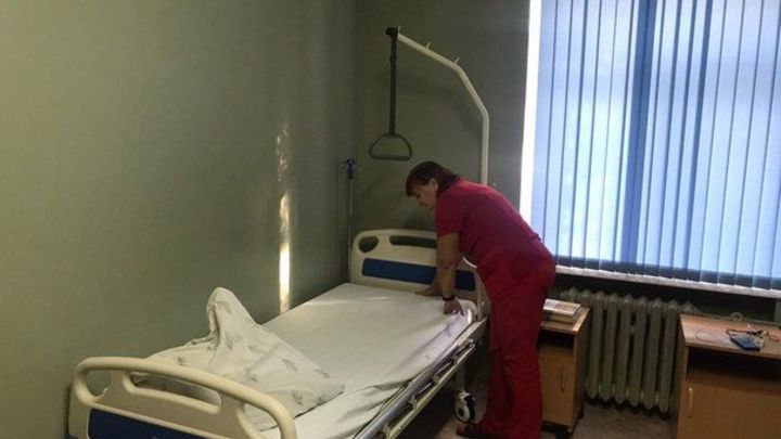 В больницу Магнитогорска поступило 18 кроватей для помощи пациентам после инсульта