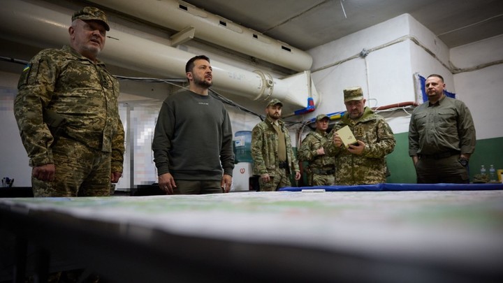 Вслед за поражением украинской армии падёт и режим Зеленского - полковник Райснер