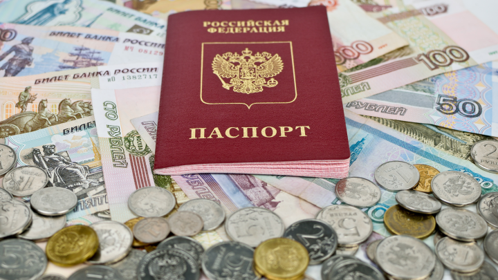 Вспоминать неприятно, сравнивать страшно: Сколько получали в СССР в пересчёте на современные деньги
