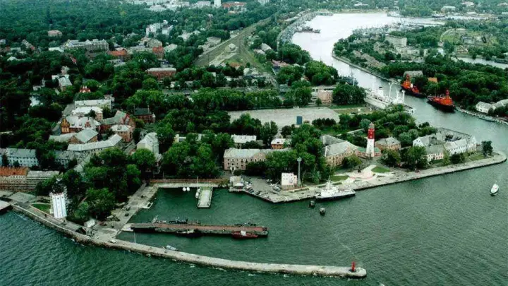 Новый модный курорт у моря в Калининградской области: Почему едут в Балтийск?