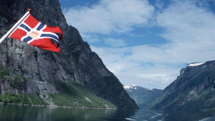 Норвегия официально ответила на требование Польши поделиться доходами с нефти