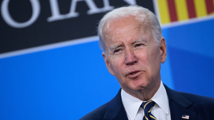 Байден ввёл в ступор телеведущих: Пьяное вождение - это не преступление