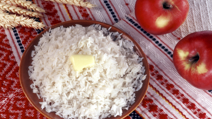 Скачок инсулина на выходе: Диетолог назвала пять каш, отравляющих организм