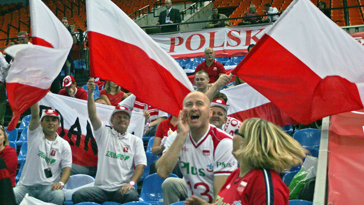 В Польше фанаты вывесили плакат против Украины: это не наша война!