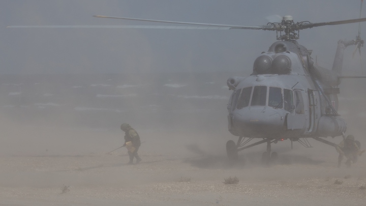 Русские военные прибыли в Гродно после высадки польского десанта