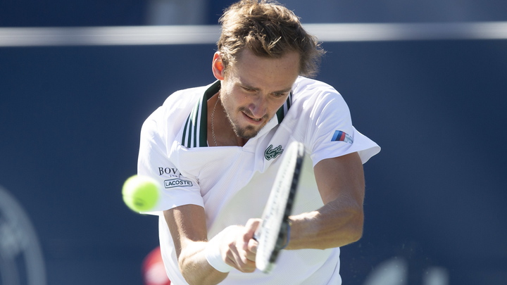 Русский теннисист Медведев рвётся к победе на US Open: он прошёл в четвертьфинал