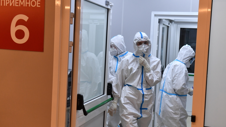 Петербург догоняет Москву по суточной заболеваемости коронавирусом – в городе новый рекорд