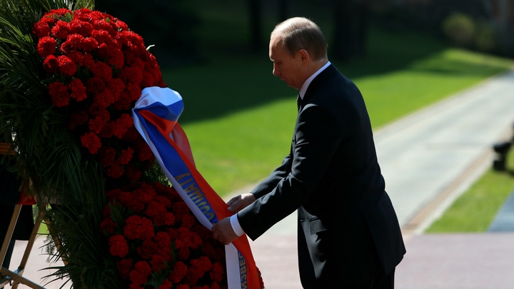 Третий или четвёртый?: Песков пошутил про двойников Путина