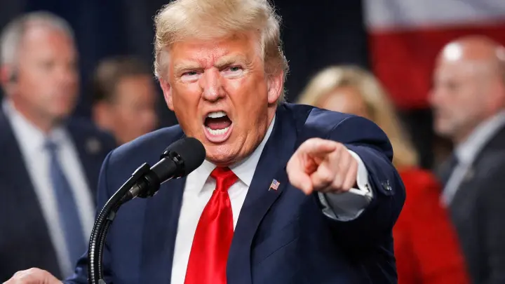 Всё. Трамп так и сказал: Не-не, я пожалуй почапал отсюда!