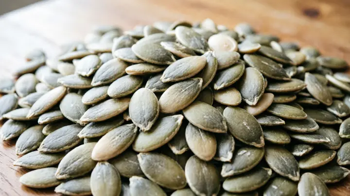 Всего 30 г в день: диетолог Кривченко назвал продукт, который спасает мужское здоровье