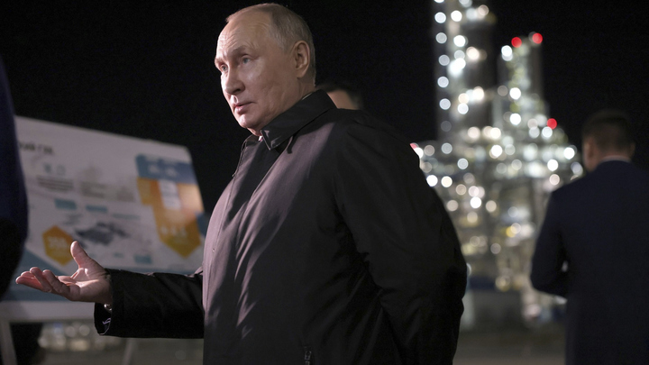 Путин заявил, что у Украины нет будущего без идеологии, промышленности и денег