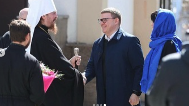 Челябинский губернатор Алексей Текслер поздравил митрополита Алексия с возведением в сан