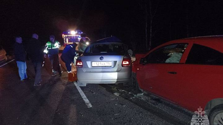 Водитель и подросток погибли при столкновении 3 автомобилей в Нижегородской области