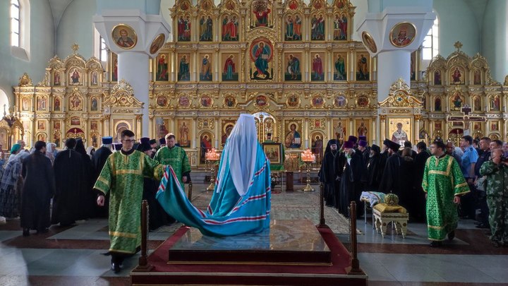 В Чите состоялся крестный ход в честь прибытия частицы мощей Сергия Радонежского
