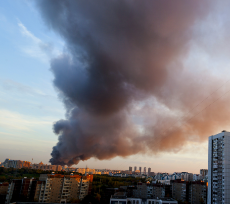 В Ростовской области на промобъекте случился пожар, ранее регион атаковали БПЛА