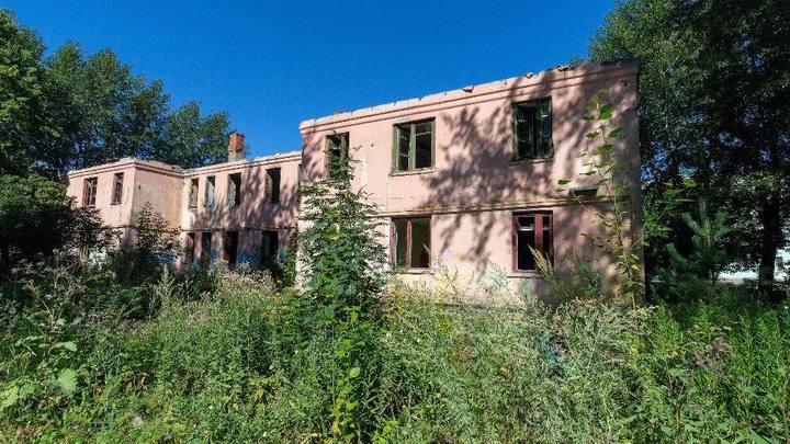 Пойдут под снос: в Челябинске до конца года разрушат 13 зданий