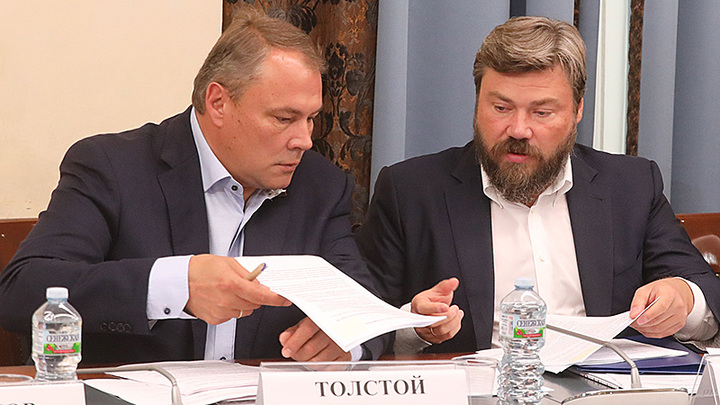 Дактилоскопия и высылка в 24 часа: Пётр Толстой предложил решение проблемы нелегальной миграции