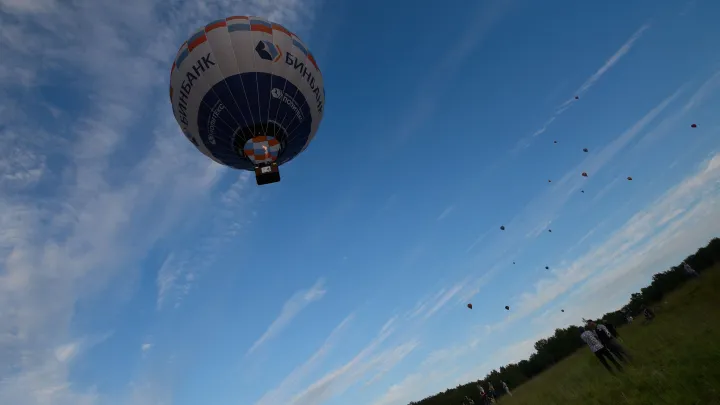 Трагедия в бразильской Каппадокии: Горящий шар с туристами рухнул на землю — видео
