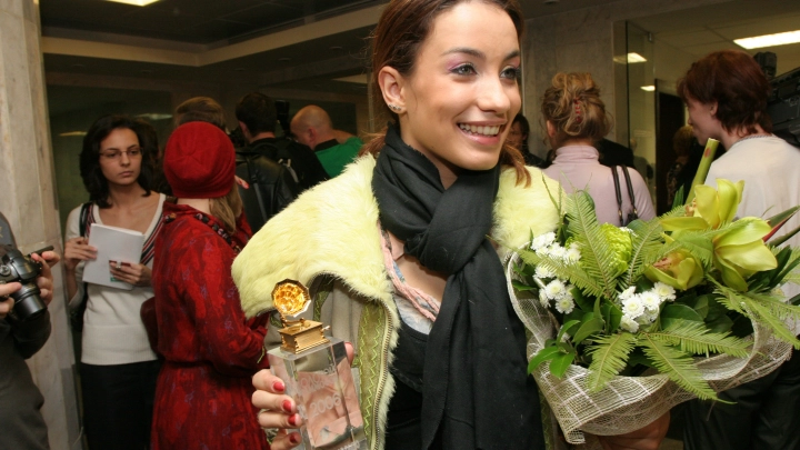 Что здесь делаешь?: Дайнеко задала прямой вопрос проклинающим Россию коллегам