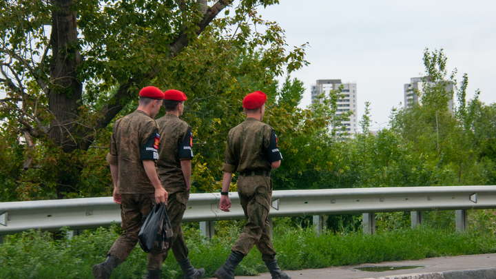 Жителей Архангельской области приглашают на военную службу