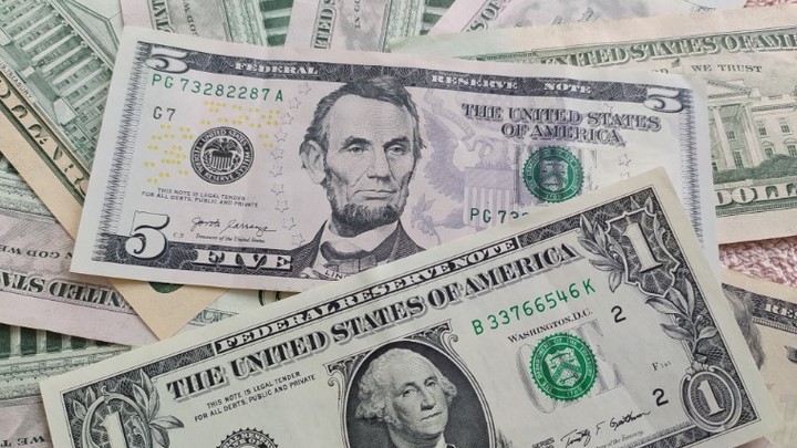 Киев перешёл на шантаж Вашингтона: Украина хочет выжимать из США по $2 млрд каждый месяц