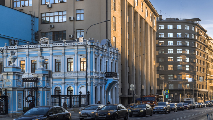 На Лубянке в Москве после атаки задержали мужчину с психическим расстройством - источник