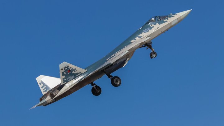 Су-27 обратил в бегство самолёт-разведчик США над Чёрным морем