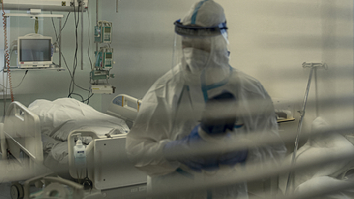 Смертей за сутки больше 3 тысяч. В войну погибло меньше: США обновили COVID-рекорд