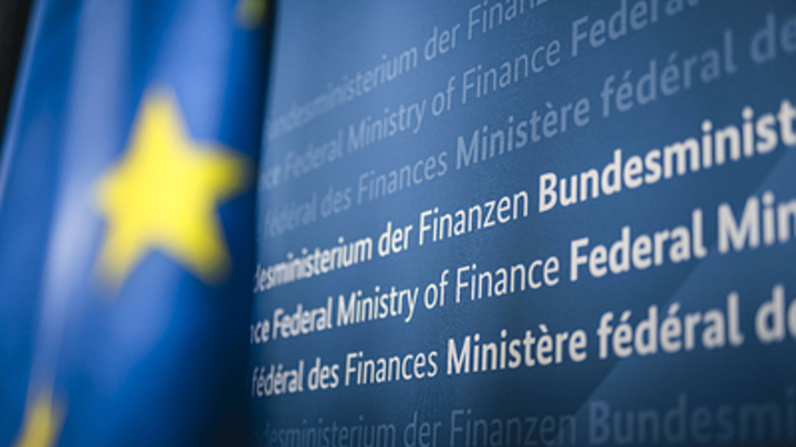 ЕС расписался в беспомощности. Русские деньги забрать не удалось