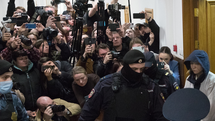 Посадил Трепову* в шкаф: что известно о жителе Петербурга, который укрывал террористку в квартире