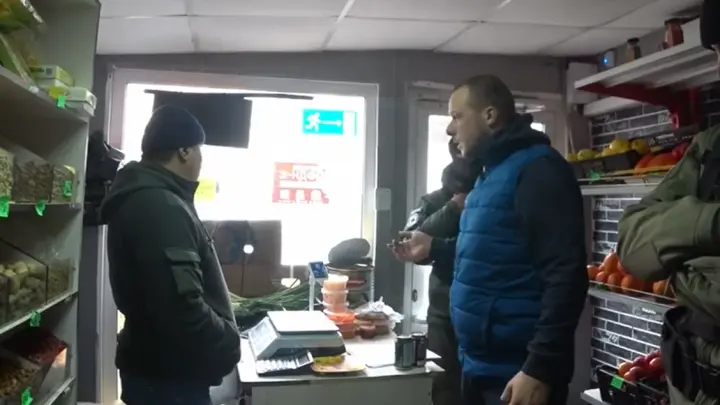 Товар гнилой и просроченный: мигранты зарабатывали на доверчивости челябинцев