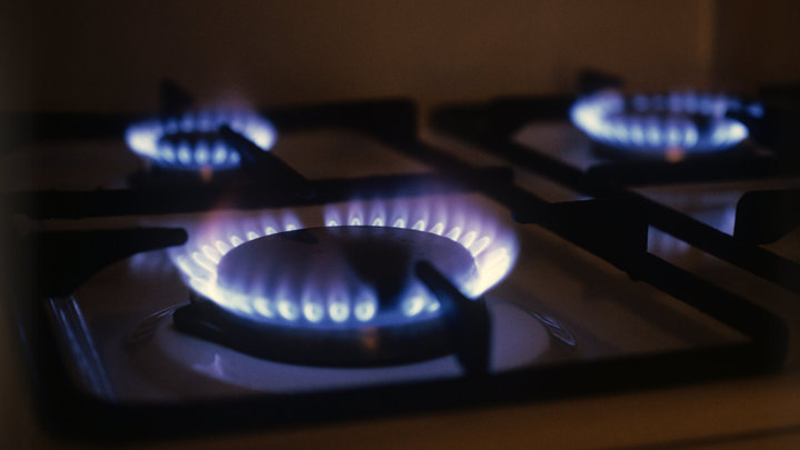 На игле: Граждан могут принудить потратить миллиарды рублей на умные газовые счетчики