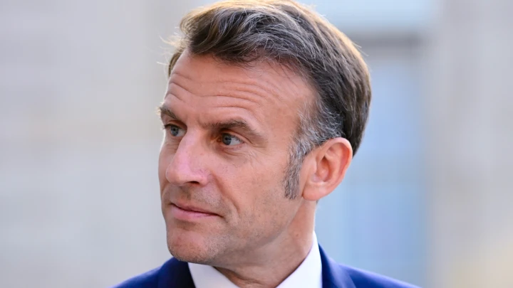 Депутата Марлекса, расследовавшего коррупционную сделку с Макроном, нашли мёртвым