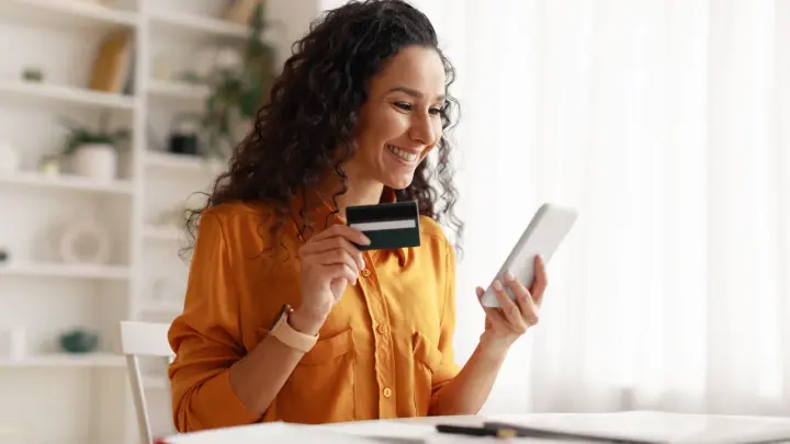 Как распознать телефонного мошенника? Дело 30 секунд: Четыре вопроса, которые обезоруживают аферистов