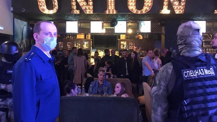 В Тольятти прокуратура и полиция ловили наркоманов в заведении Union bar