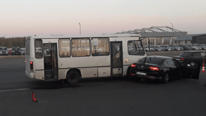 В Иванове полуторагодовалый мальчик впал в кому после ДТП с автобусом