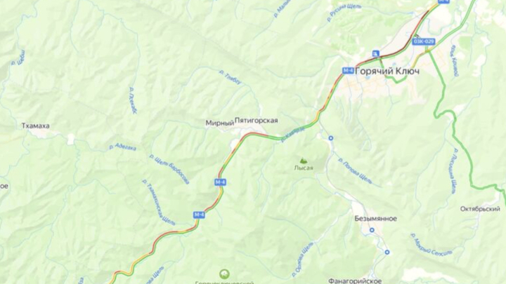 На трассе М-4 «Дон» по пути к Черному морю образовались сильные пробки